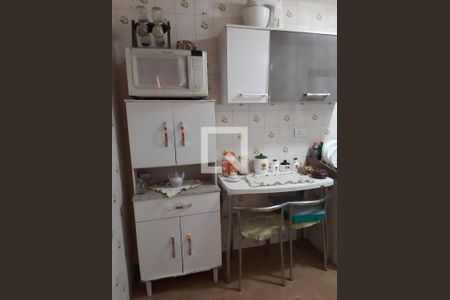 Apartamento à venda com 79m², 2 quartos e sem vagaCozinha e Área de Serviço