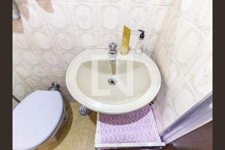 Apartamento à venda com 79m², 2 quartos e sem vagaBanheiro