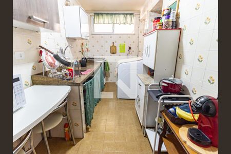 Apartamento à venda com 79m², 2 quartos e sem vagaCozinha e Área de Serviço