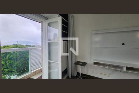 Detalhe Sala de apartamento para alugar com 1 quarto, 60m² em José Menino, Santos