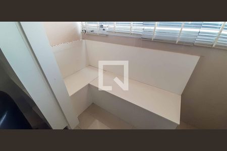 Apartamento para alugar com 64m², 3 quartos e 1 vagaVaranda