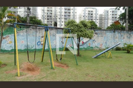 Apartamento para alugar com 64m², 3 quartos e 1 vagaÁrea comum