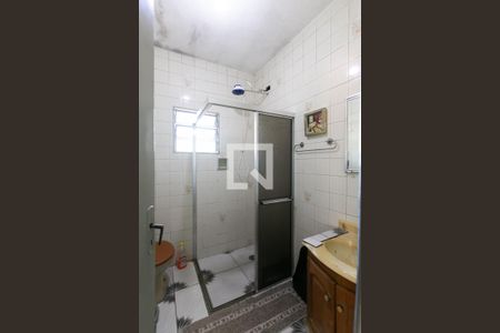 Casa à venda com 200m², 2 quartos e 2 vagasBanheiro
