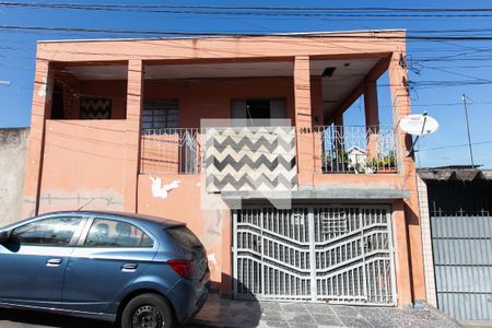 Casa à venda com 200m², 2 quartos e 2 vagasFachada