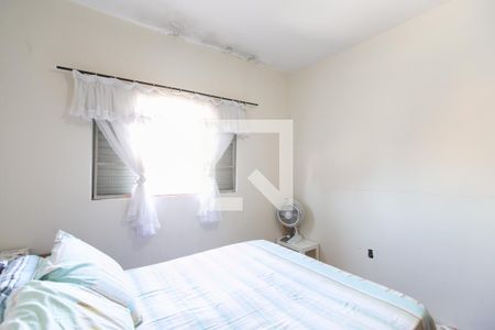 Casa à venda com 200m², 2 quartos e 2 vagasQuarto 2