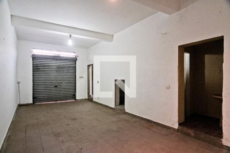 Casa à venda com 300m², 3 quartos e 3 vagas Casa à venda com 300m², 3 quartos e 3 vagasGaragem