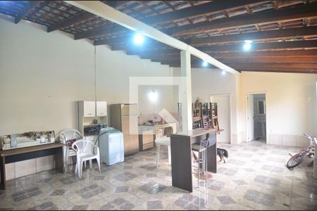 Varanda de casa à venda com 4 quartos, 153m² em Harmonia, Canoas