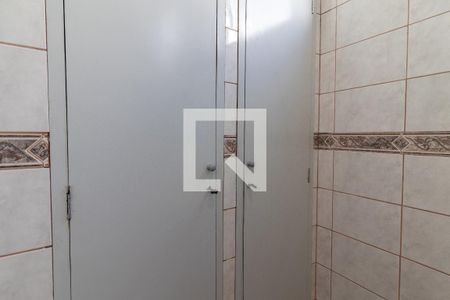 Casa à venda com 70m², 2 quartos e 2 vagasBanheiro