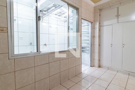 Casa à venda com 70m², 2 quartos e 2 vagasCozinha