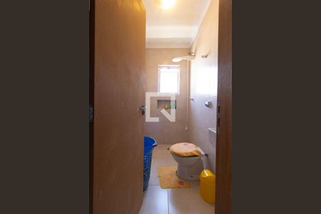 Casa à venda com 250m², 3 quartos e 2 vagasBanheiro