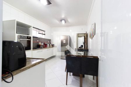 Casa à venda com 250m², 3 quartos e 2 vagasCozinha