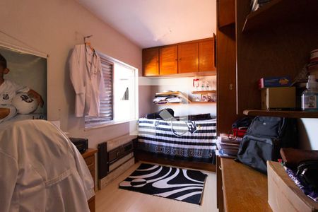 Casa à venda com 250m², 3 quartos e 2 vagasQuarto