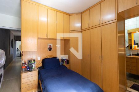 Casa à venda com 250m², 3 quartos e 2 vagasSuíte 2