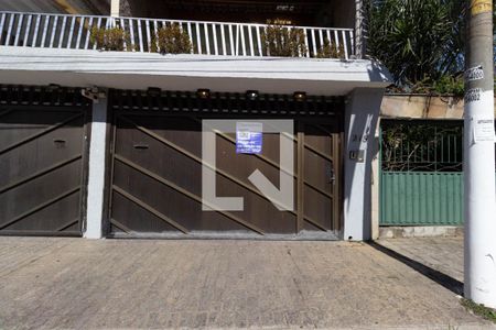 Casa à venda com 250m², 3 quartos e 2 vagasFachada