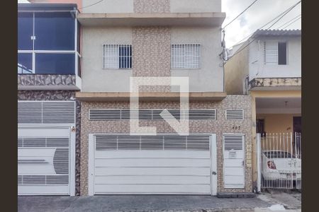 Casa de condomínio para alugar com 52m², 1 quarto e sem vaga Casa de condomínio para alugar com 52m², 1 quarto e sem vagaFachada