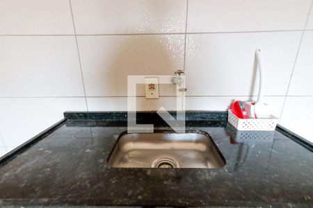 Sala e Cozinha de casa de condomínio para alugar com 1 quarto, 52m² em Vila Guilherme, São Paulo