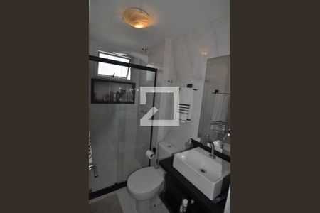 Apartamento à venda com 60m², 3 quartos e 2 vagasBanheiro