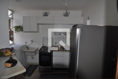 Apartamento à venda com 60m², 3 quartos e 2 vagasCozinha