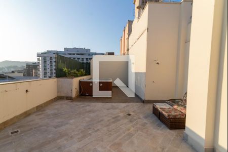 Apartamento à venda com 173m², 2 quartos e 2 vagasTerraço