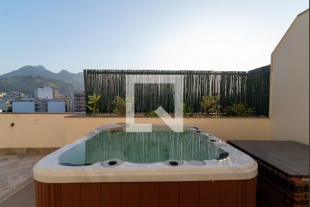 Apartamento à venda com 173m², 2 quartos e 2 vagasTerraço