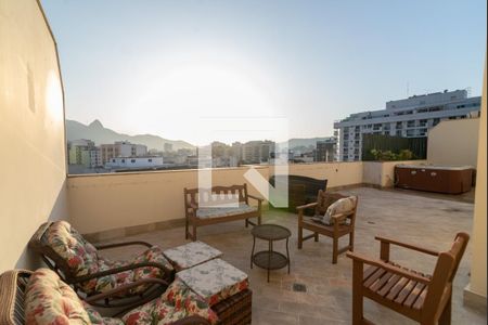 Apartamento à venda com 173m², 2 quartos e 2 vagasTerraço