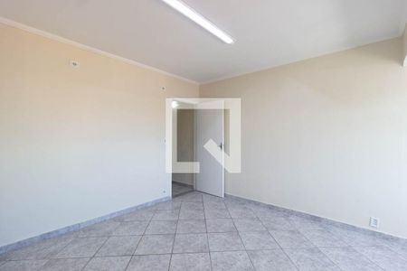 Casa à venda com 159m², 4 quartos e 1 vagaSuíte 2