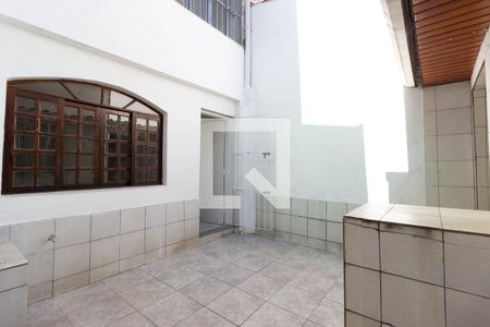 Casa à venda com 159m², 4 quartos e 1 vagaQuintal