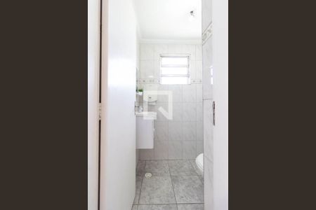 Casa à venda com 159m², 4 quartos e 1 vagaBanheiro Suíte 2