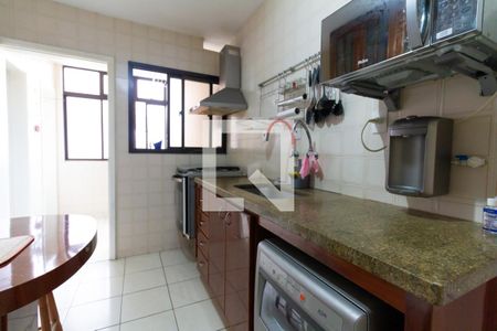 Apartamento à venda com 87m², 3 quartos e 2 vagasCozinha