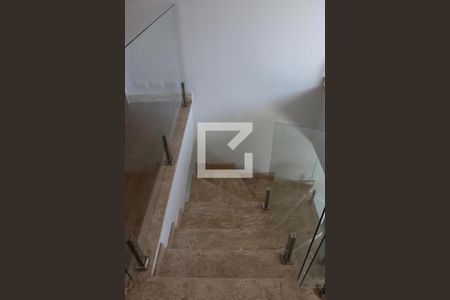 Apartamento para alugar com 291m², 4 quartos e 3 vagasEscada