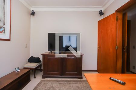 Apartamento à venda com 284m², 4 quartos e 3 vagasQuarto 2