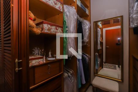 Apartamento à venda com 284m², 4 quartos e 3 vagasQuarto 4 - Suíte