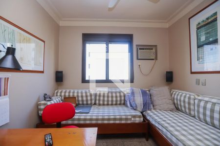 Apartamento à venda com 284m², 4 quartos e 3 vagasQuarto 2