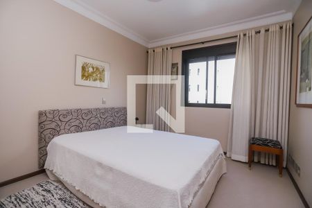 Apartamento à venda com 284m², 4 quartos e 3 vagasQuarto 3 - Suíte