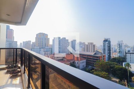 Apartamento à venda com 284m², 4 quartos e 3 vagasVaranda