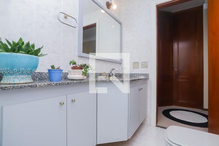 Apartamento à venda com 284m², 4 quartos e 3 vagasBanheiro da Suíte
