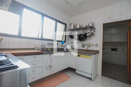Apartamento à venda com 284m², 4 quartos e 3 vagasCozinha