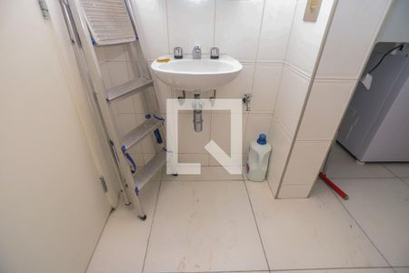 Apartamento à venda com 284m², 4 quartos e 3 vagasBanheiro de Serviço