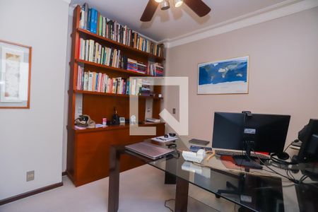 Apartamento à venda com 284m², 4 quartos e 3 vagasQuarto 1