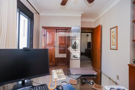 Apartamento à venda com 284m², 4 quartos e 3 vagasQuarto 1