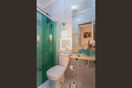 Apartamento à venda com 180m², 3 quartos e 3 vagas Apartamento à venda com 180m², 3 quartos e 3 vagasBanheiro da Suite