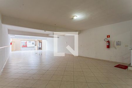 Apartamento à venda com 180m², 3 quartos e 3 vagas Apartamento à venda com 180m², 3 quartos e 3 vagasÁrea comum - Garagem