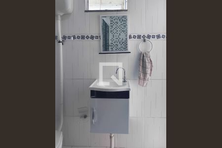 Banheiro de casa para alugar com 1 quarto, 35m² em Praia da Bandeira, Rio de Janeiro