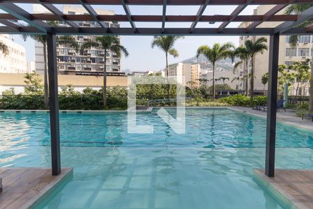 Apartamento para alugar com 88m², 3 quartos e 1 vagaÁrea comum - Piscina