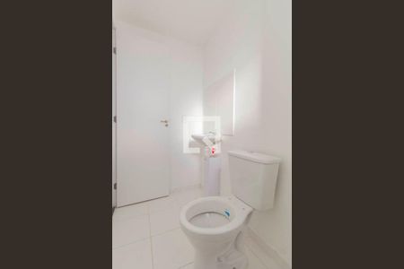 Apartamento à venda com 66m², 3 quartos e sem vaga Apartamento à venda com 66m², 3 quartos e sem vagaBanheiro