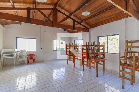 Apartamento para alugar com 50m², 2 quartos e 1 vagaÁrea comum - Salão de festas