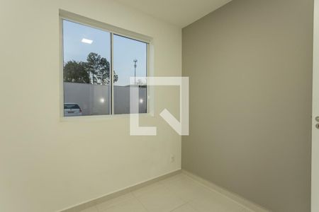 Quarto 2 de apartamento para alugar com 2 quartos, 46m² em Weissópolis, São José dos Pinhais