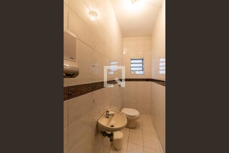 Casa à venda com 200m², 4 quartos e 1 vagaLavabo 