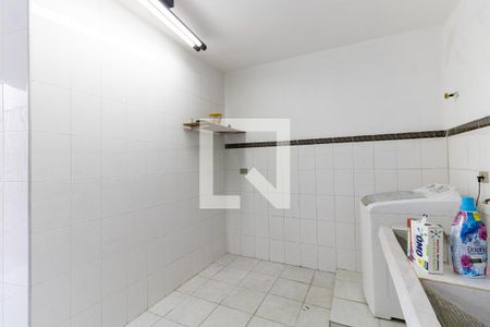 Casa à venda com 200m², 4 quartos e 1 vagaLavanderia 