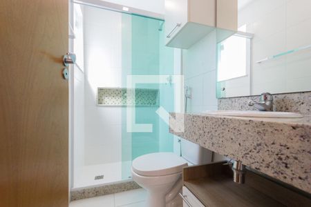 Casa de condomínio à venda com 146m², 3 quartos e 3 vagas Casa de condomínio à venda com 146m², 3 quartos e 3 vagasBanheiro da Suíte 1